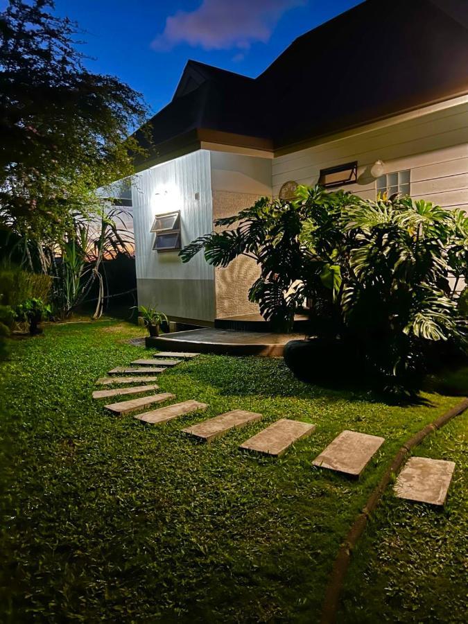 Fare Ape Bungalow F3 Atypical Local Style Faaa Esterno foto